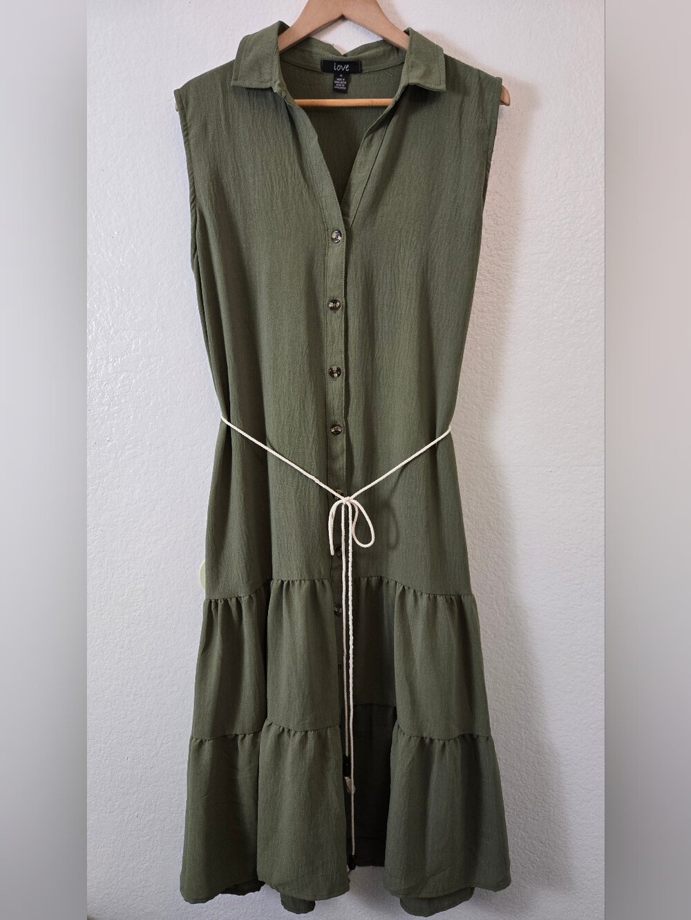 LOVE Olive Green Sleeveless Tiered Button-front Midi Dress
